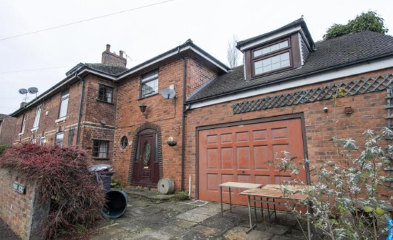 Refurbishment in Chesterfield photo
